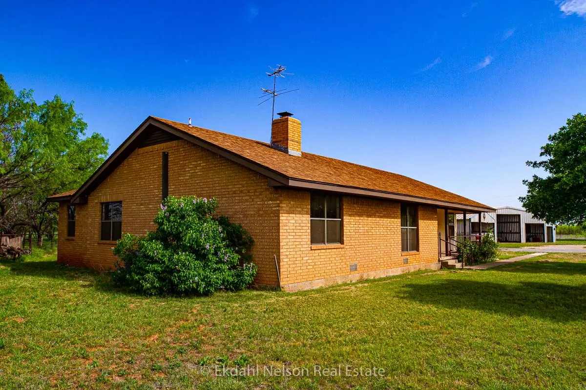 Residential Land For Sale Stephens County Farm - Ekdahl Nelson Real Estate
