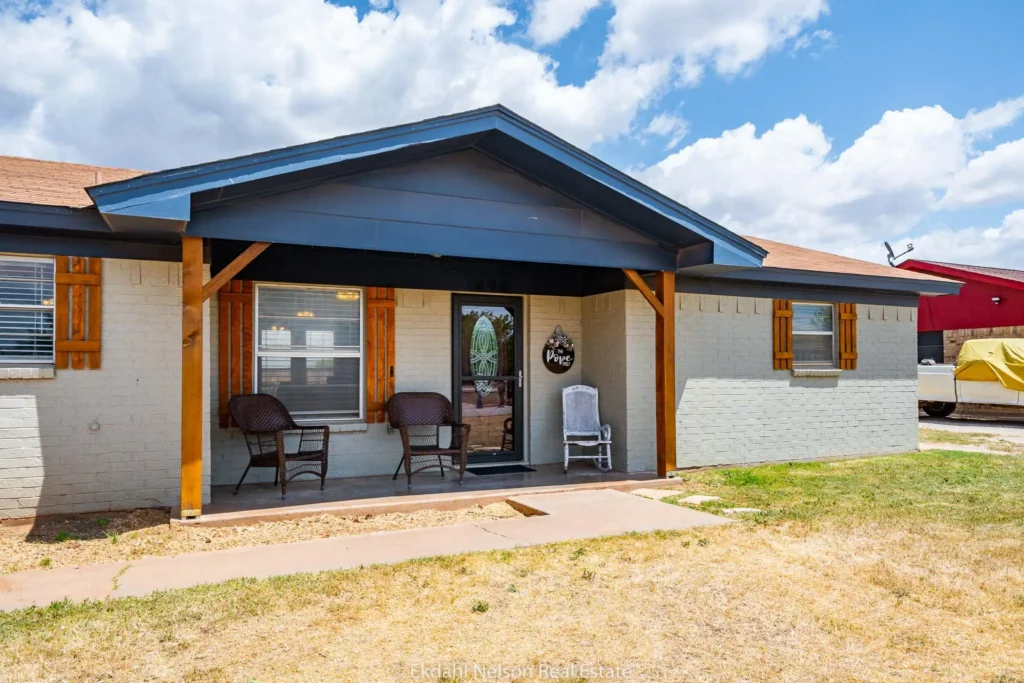 Image of a cozy home in Anson Texas to convey the amount of Homes for Sale West Texas and what to expect